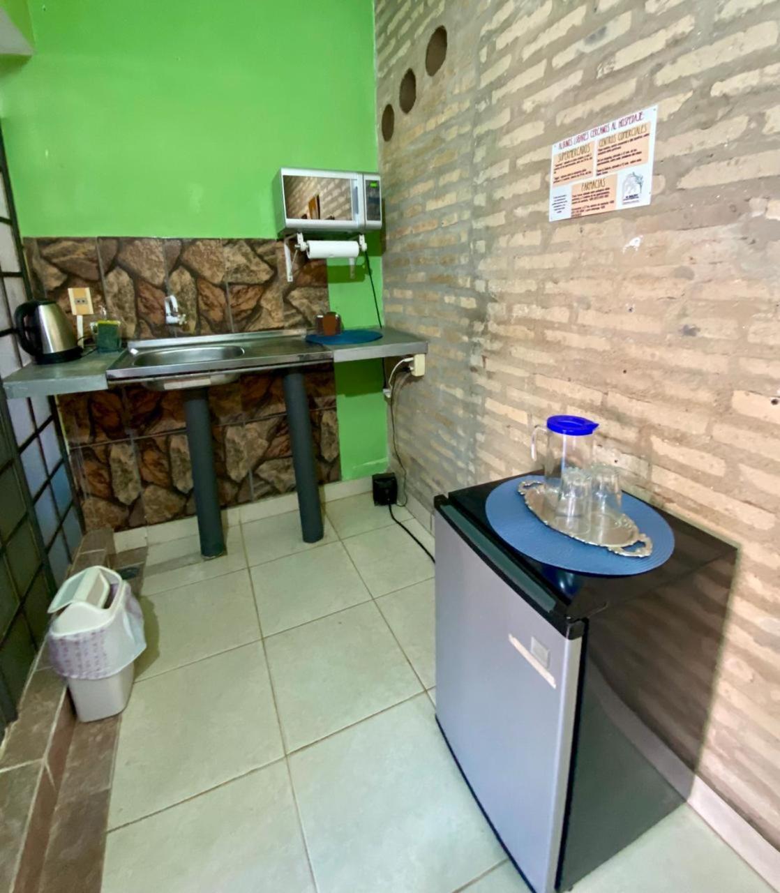Mangoty Apartamento Luque Extérieur photo